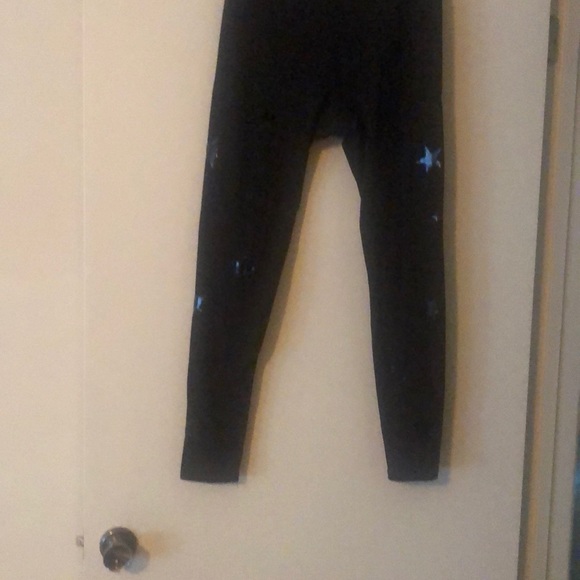 Jessica Simpson’s The warm up leggings - Picture 8 of 9